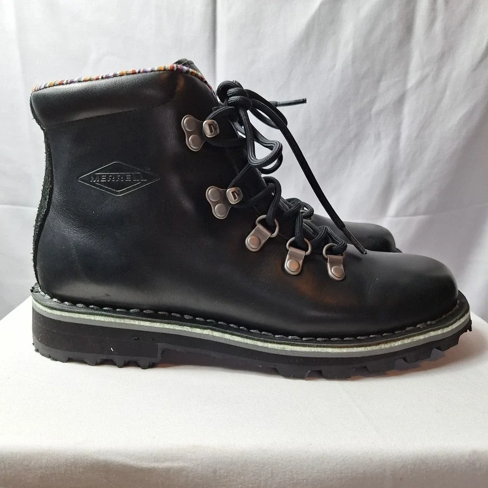 MERRELL Wilderness Valley Performance Boot Womens Sz 7 Black Leather Vibram Sole